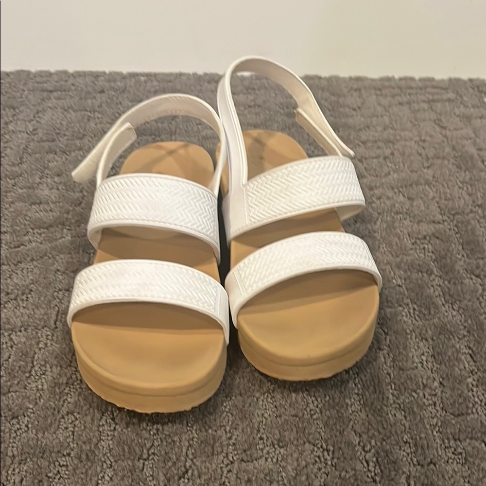 White and Tan Reef Sandals